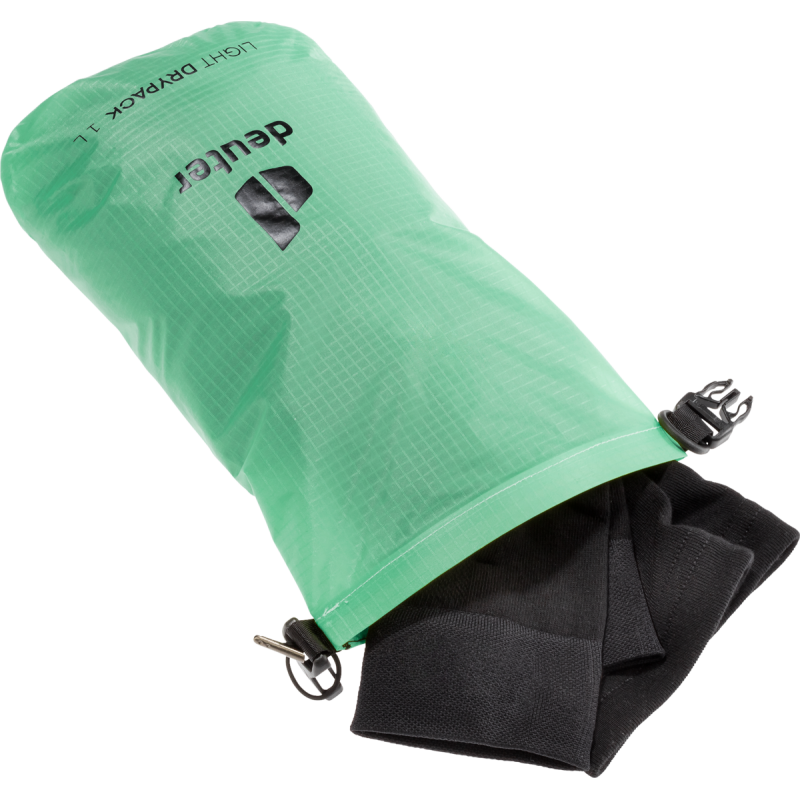 Light Drypack 1