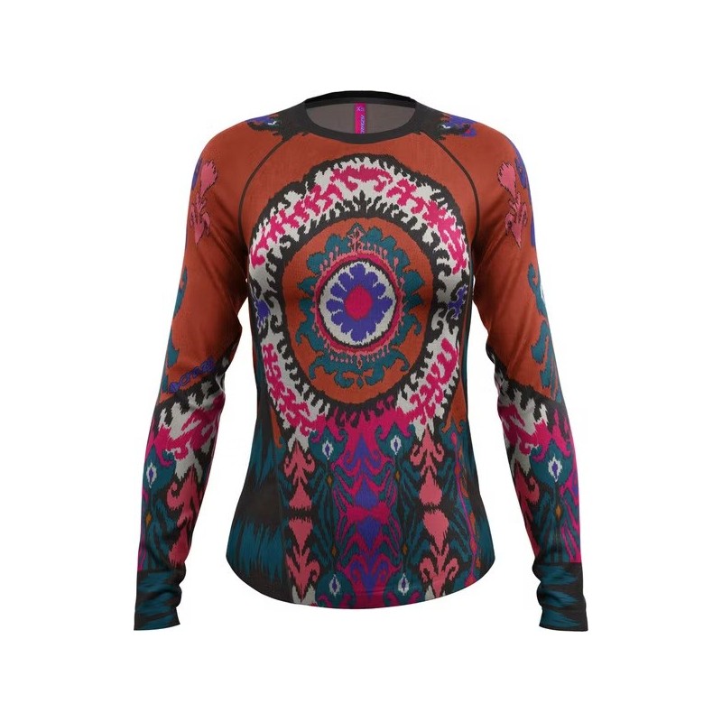 Long Sleeved Aria Woman