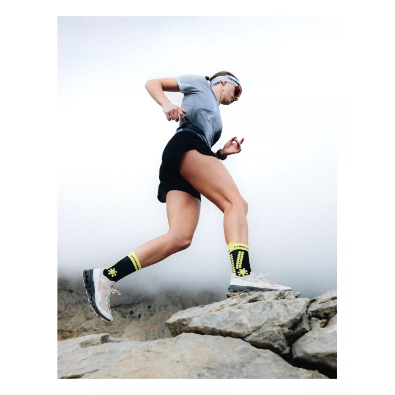 Performance Short Sleeve T-shirt Women Compressport