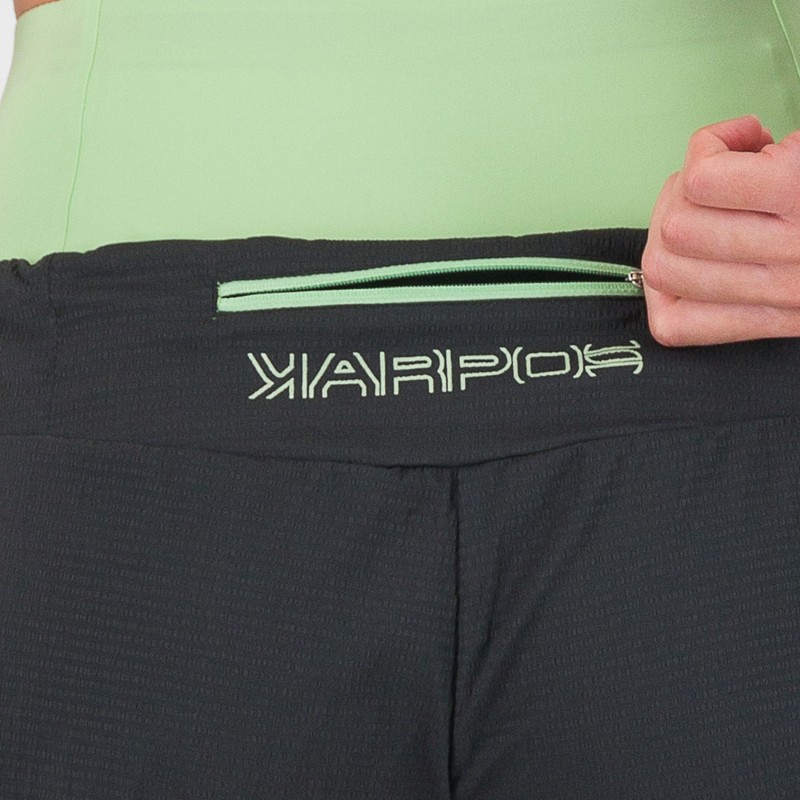 Cengia W Short