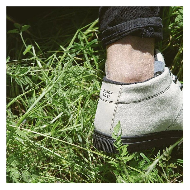 Blacknose Sky Wooler