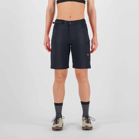 Nago W Short