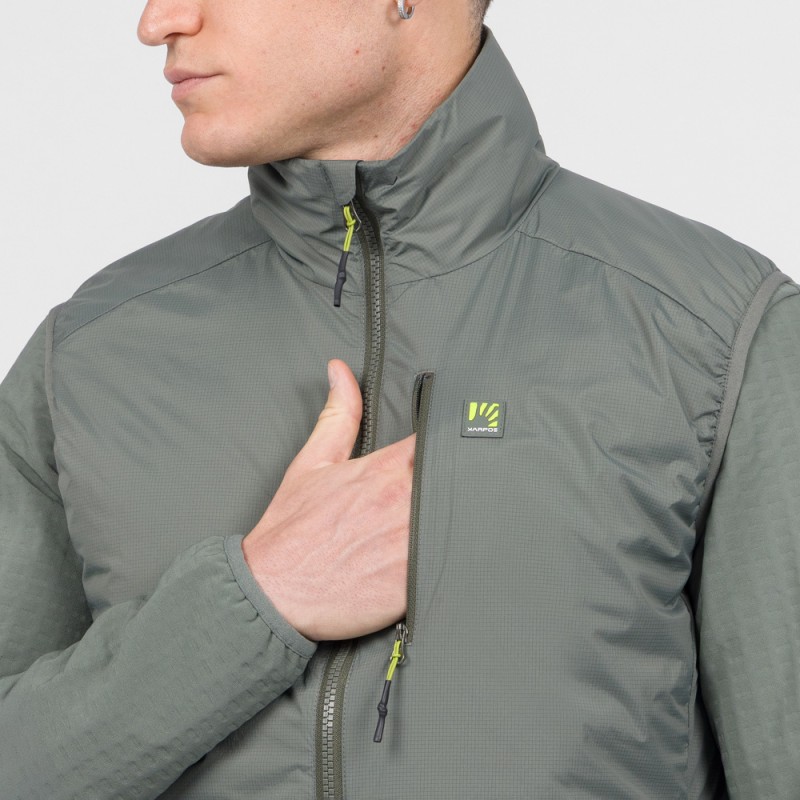 Ra Stua Vest