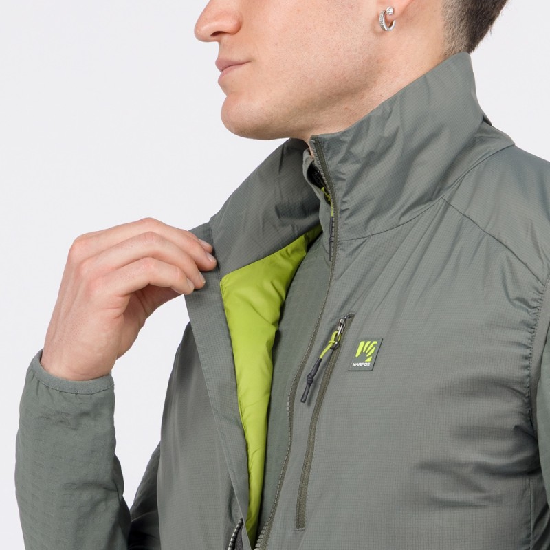 Ra Stua Vest